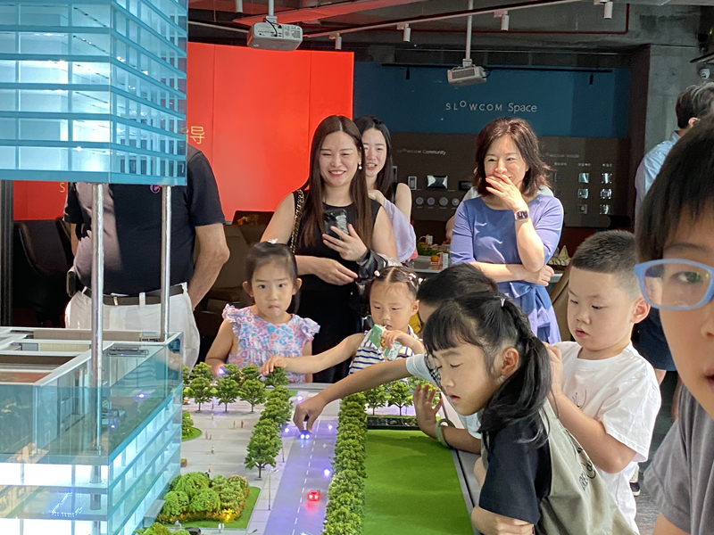 领略科技之美 | 童菁会“小小企业家主题活动”走进慢云科技