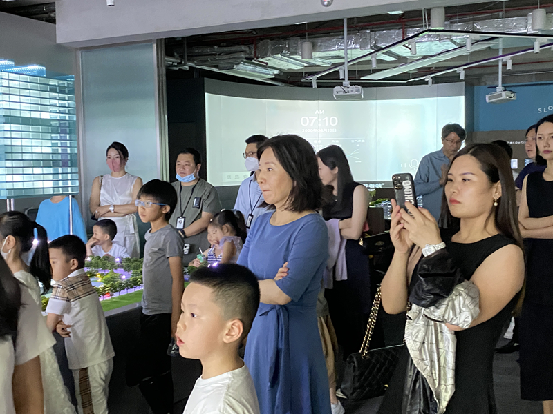 领略科技之美 | 童菁会“小小企业家主题活动”走进慢云科技