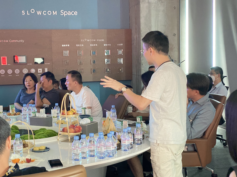 领略科技之美 | 童菁会“小小企业家主题活动”走进慢云科技
